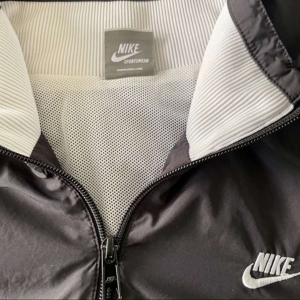 Nike full Zip Jacket. - Picture 2 of 2